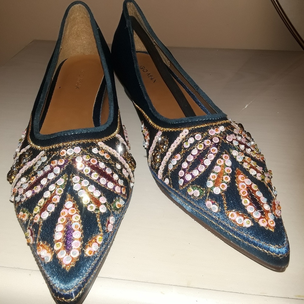 sequined flat shoe